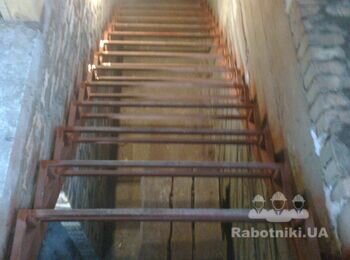 лестница в подвал с.Крушинка