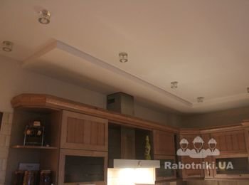 Кухня, тканевый потолок