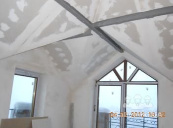 Це подібної складності арки, тільки в іншій кімнаті.