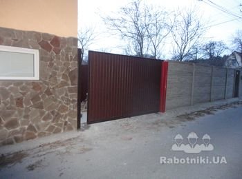 ворота после установки.