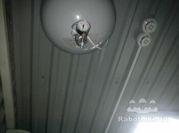 Модуль газового пожежогасіння у серверній.