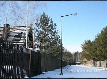 Уличные столбы освещения