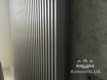 Інтер'єрне рішення в спальні. Акцентна стіна пофарбована безповітряним способом матлатексною фарбою