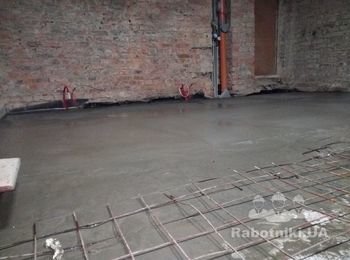 Заливка пола под маяки