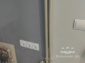 группа розеток и проходных выключателей