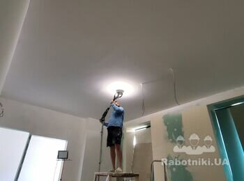 Лысенко.Уже шлиуем. Подготовка под покраску.