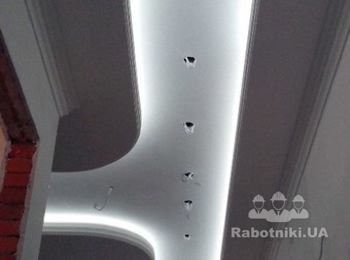 Своя технология монтажа подсветки.
