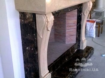 Мраморный каминный портал из коричневого и бежевого камня
marblesky.com.ua