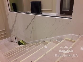 Облицовка плитами Laminam из коллекции I Naturali  MARMI стен и колон