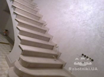 Мраморная лестница, фигурные ступени из мрамора