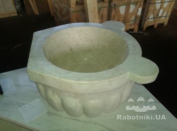 Рукомойник из мрамора