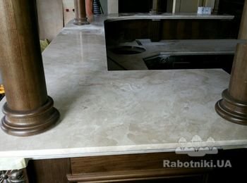 Барная стойка из мрамора столешница