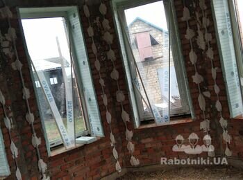 Утеплення відкосів з використанням при віконного профілю та штукатурних кутів