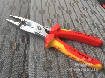 Електромонтажні універсальні кліщі Knipex 13 96 200