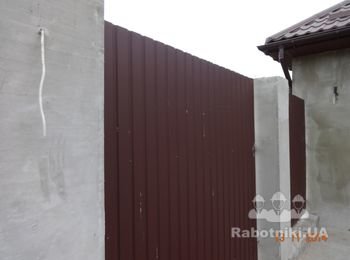 Устройств колон, ограждение (проф-лист)