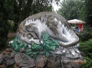 Киевский зоопарк - "Юрского периода" -2012 г.
Изготовление, реставрация и ремонт габаритных садовых скульптур.
60 000 грн