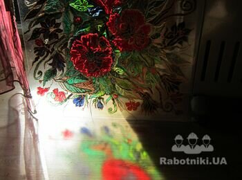 Фрагмент рисунка по стеклу, на просвет.