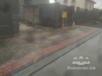 В'їзд з бруківки