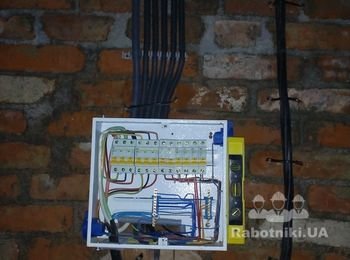 Розключение щита освищения.