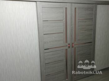 Зібрано з різних комплектуючих для здешевлення вартості матеріалу