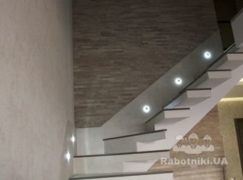 Воздушная лестница с подсветкой