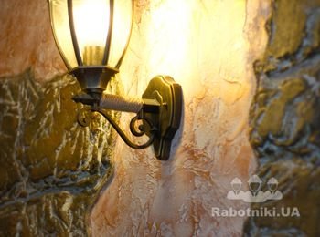 Декоративные скалы (коридор в бане)