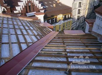 Кровельные работы и ремонт крыши Киев (ул. Воздвиженская) замена эндов и примыканий