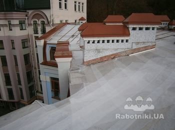 Кровельные работы и ремонт крыши Киев (ул. Воздвиженская) замена гидробарьера