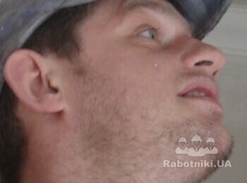 Самый верный способ вложить деньги в страховку и в меня. Я же майстер. Я с самого детства мечтал стать героем мультфильма...