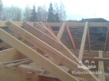 Монтаж стропильной части.