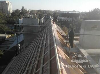 9 Фонтана. Монтаж кровли из керамической черепицы