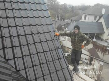 9 Фонтана. Монтаж кровли из керамической черепицы