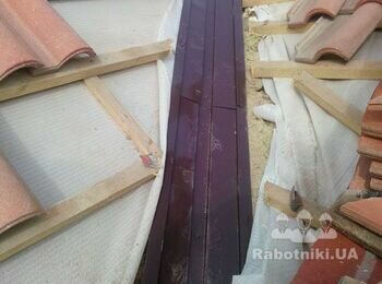 Французкий бульвар Одесса. Ремонт кровли из керамической черепицы в в зоне Ендовой .