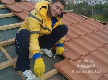 Сухой лиман Одесса. Монтаж кровли из керамической черепицы