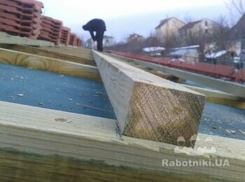Сухой лиман Одесса. Монтаж кровли из керамической черепицы