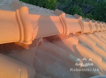 Сухой лиман Одесса. Монтаж кровли из керамической черепицы