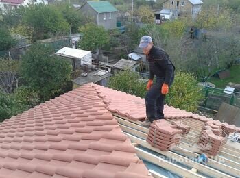 Сухой лиман Одесса. Монтаж кровли из керамической черепицы