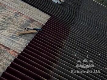 с.Великодолинское Одесса.Замена кров.покрыьия Андулин на Металлочерепицу.