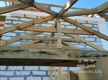 Черноморск. Одесса. Монтаж кровли из металлочерепицы в комплексе