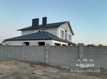 Черноморск. Одесса. Монтаж кровли из металлочерепицы в комплексе
