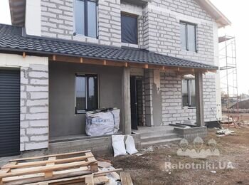 Черноморск. Одесса. Монтаж кровли из металлочерепицы в комплексе