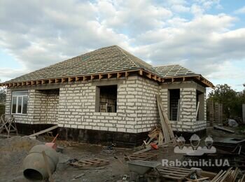 Ул.Коровицкого Слободка Одесса. Монтаж кровли из металлочерепицы