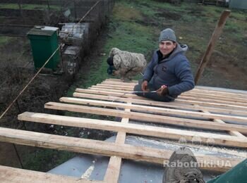 с. Дачное Одеская обл. Монтаж кровли из металлочерепицы.