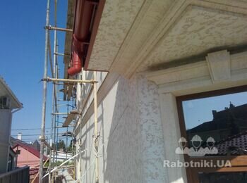 Переулок Елочный Одесса Монтаж подшивы свесов и водостока