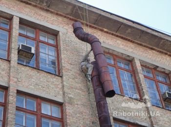 Демонтаж воздуховодов на заводе "КВАНТ" в Киеве