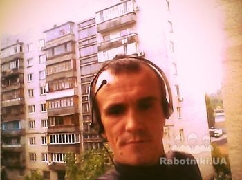 Мы хотим чтобы вы чувствовали себя уютно в своем жилье или офисах. Кто сотрудничал с нами оставался доволен нашей работой.
Мы предлагаем вам предварительные расценки на ремонтные работы в квартирах, офисах и других помещениях.
Расценки могут быть уменьшены или увеличены в зависимости от обьема работ.
Звоните будем рады с Вами сотрудничать.

№ Вид работы ед. измерений Цена грн.
Демонтажные работы.
1 Снятие старых обоев 1м.кв. 10
2 Демонтаж кирпичной стены 1м.кв. 40
3 Демонтаж стяжки 1м.кв. 30
4