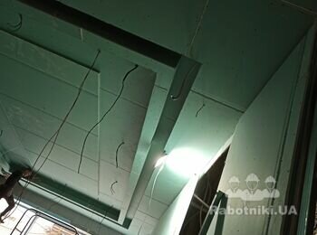 Монтаж потолка с подсветкой