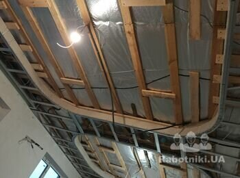 Монтаж гипсокартонного полка комбинированного с натяжным потолком