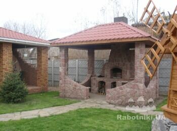 Бесідка з з буту та пічкою