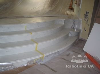 Изготовление и монтаж радиальных ступений . Камень Bianco Carrara толщиной 30мм.